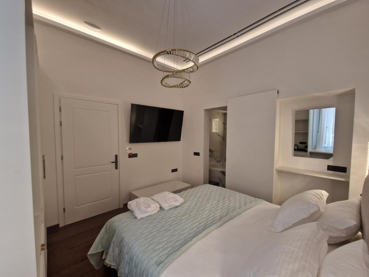 Jensen Luxury Suites Rhodes City エクステリア 写真