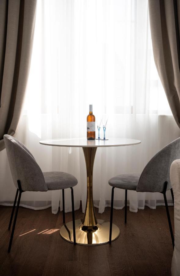 Jensen Luxury Suites Rhodes City エクステリア 写真