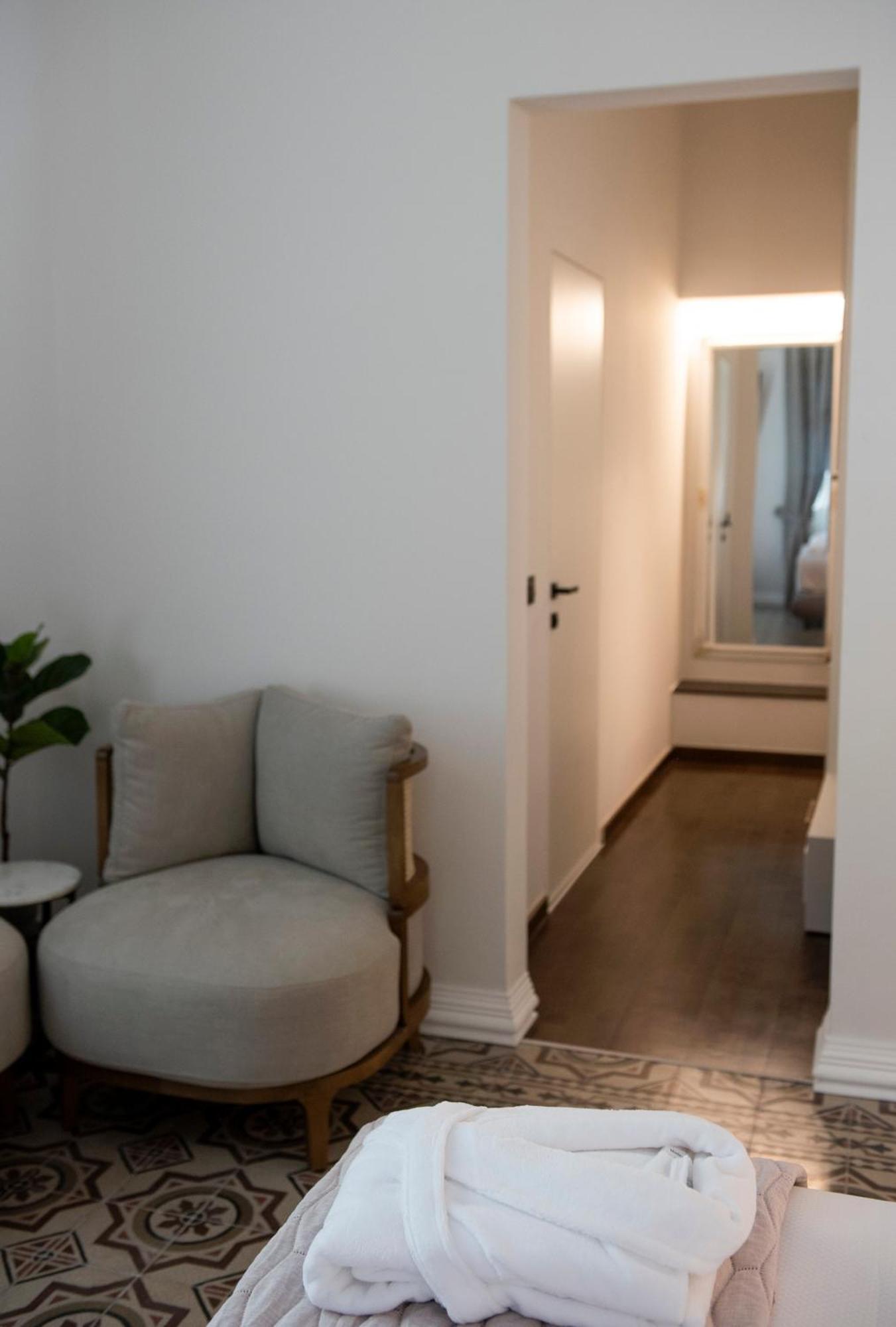 Jensen Luxury Suites Rhodes City エクステリア 写真